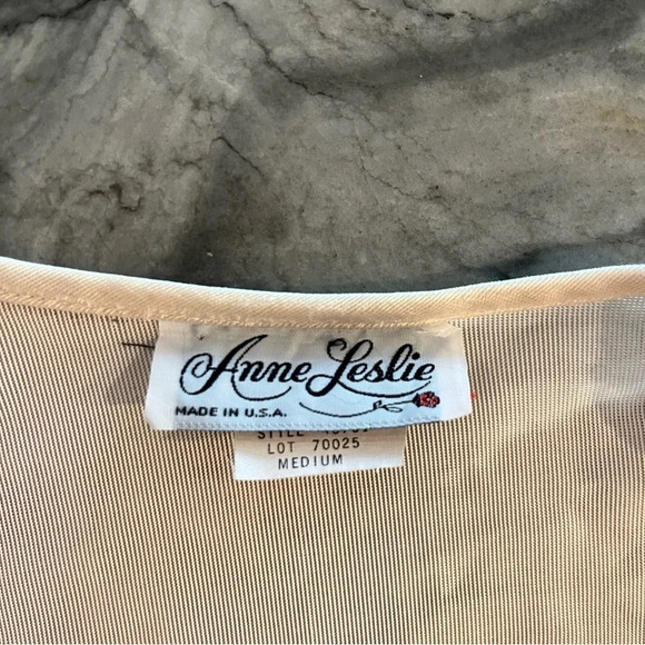 Vintage Anne Leslie Light Peach 1970s Robe Made in USA Medium - Picture 4 of 7